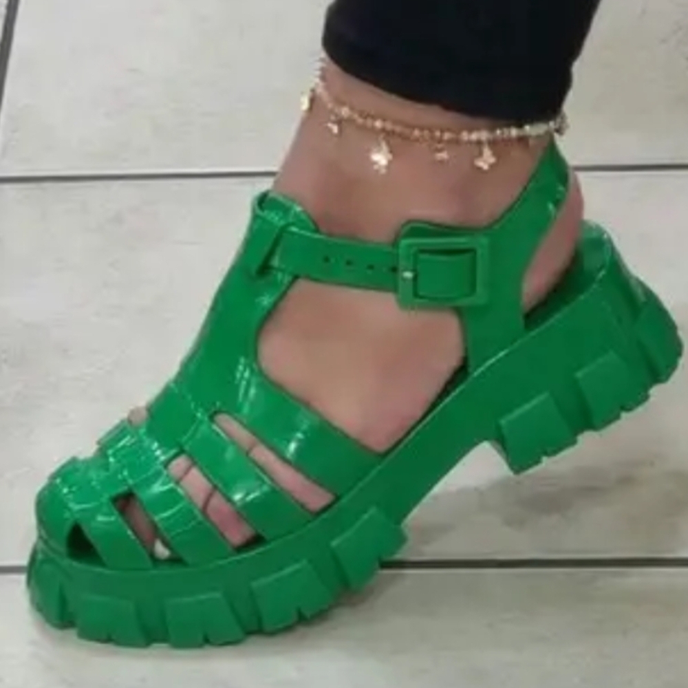 CLEARANCE NWT WILD DIVA Gummi Shoes In Emerald